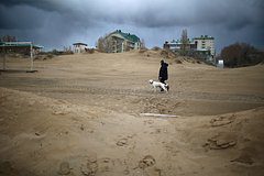 Российская туристка описала пляжи Лазаревского словами «внешний вид не очень»