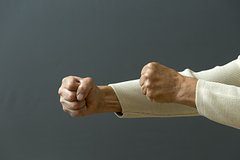 Российскую восьмиклассницу избили в интернате