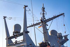 Создание базы ВМФ России в одной стране приостановили