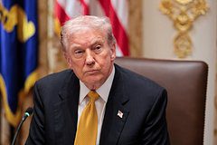 Трамп пообещал каждому американцу две тысячи долларов