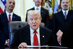 Трамп высказался о выводе войск США из страны Европы