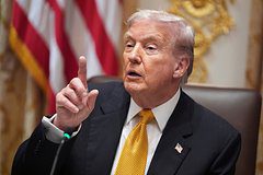 Трампа заподозрили в засыпании на ходу