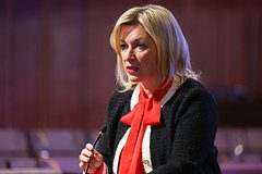 Захарова отреагировала на отставку Ермака