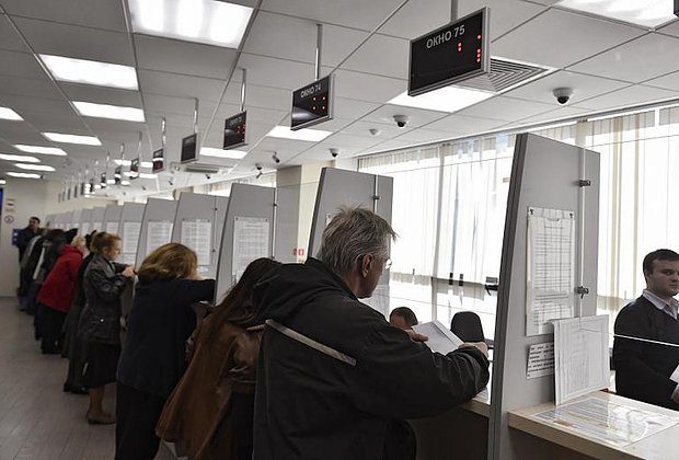 Запрет на выдачу россиянам новых многократных виз