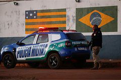 34-летняя женщина расправилась с юным любовником-юмористом