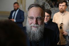 Британия ввела санкции против Дугина