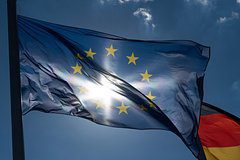 Дмитриев назвал способ «сделать Европу снова великой»