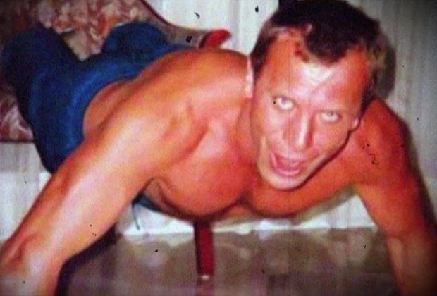 &laquo;Его людей считали самыми отмороженными&raquo;. Сильвестр стал главным криминальным авторитетом Москвы 1990-х. Кто взорвал его Mercedes?