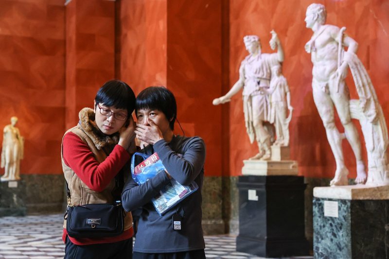 &laquo;Худшие туристы в истории&raquo;. Россия отменила визы для китайцев. Почему в мире не любят путешественников из этой страны?