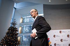 Канцлер ФРГ подал сотни исков из-за оскорблений