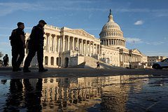 Конгресс США отказался сдерживать Трампа