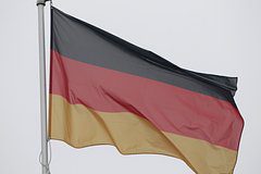 Мерц призвал не считать Германию мячом для игр в руках сверхдержав