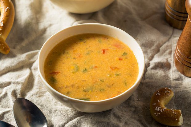 «Мне даже смотреть тошно». Какая еда шокирует российских туристов в США, Германии, Мексике и других странах?