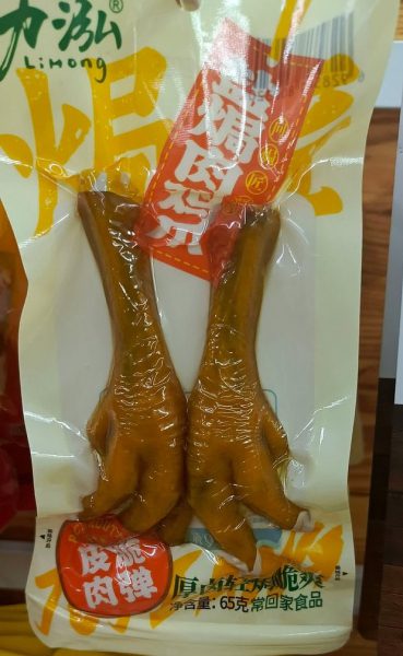 «Мне даже смотреть тошно». Какая еда шокирует российских туристов в США, Германии, Мексике и других странах?