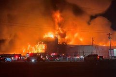 На месте предполагаемого места хранения разбившегося НЛО разразился пожар