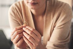 Невеста лишилась жениха через несколько дней после помолвки