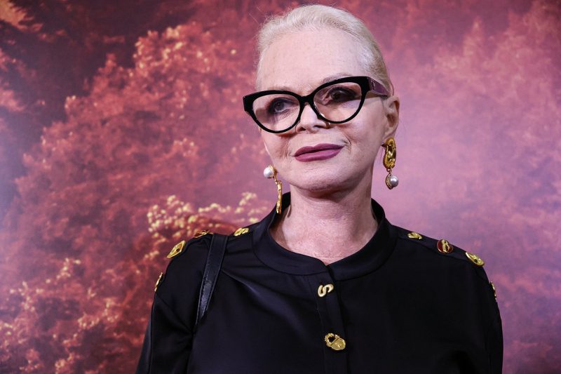 Проблемы Ларисы Долиной с налогами