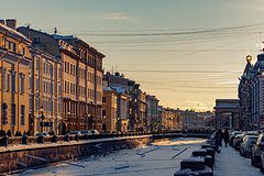 Работавший в Microsoft индиец переехал в Петербург и начал убирать улицы