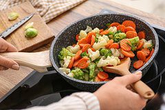 Россияне массово сели на диету перед Новым годом