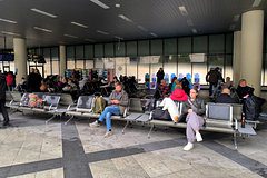 Россияне застряли на 12 часов в аэропорту российского города из-за плана «Ковер»