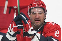 Российский хоккеист «Вашингтона» рассказал об обращении к Овечкину на вы