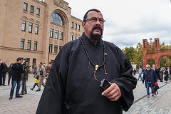 Сигал рассказал об отношении к нему после получения гражданства РФ