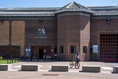 Сотрудница тюрьмы призналась в романе с заключенным