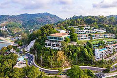 Туристка упала с балкона отеля через несколько часов после заселения и не выжила