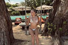 Украинская теннисистка показала фото с отдыха в откровенном бикини