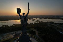 В партии Порошенко обсудили со спецпосланником Трампа выборы на Украине