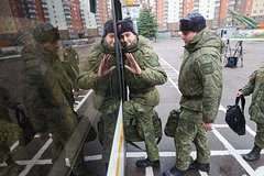В России досрочно завершился осенний призыв в армию
