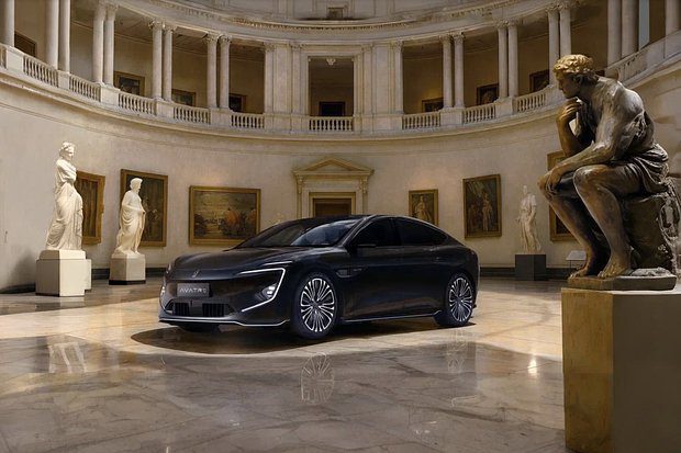 В России начались продажи электрического Avatr 12