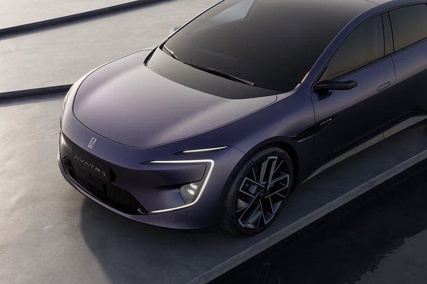 В России начались продажи электрического Avatr 12