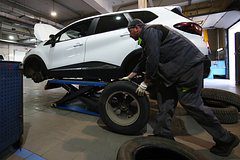 В России призвали создать единую базу автозапчастей из КНР