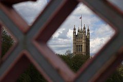 Великобритания ударила по российской нефти