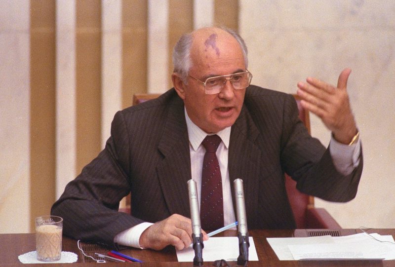 Законопроект о выходе США из НАТО